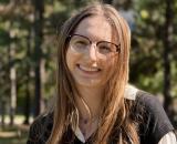 PORTRAIT PHOTO OF ZOE PLATOW